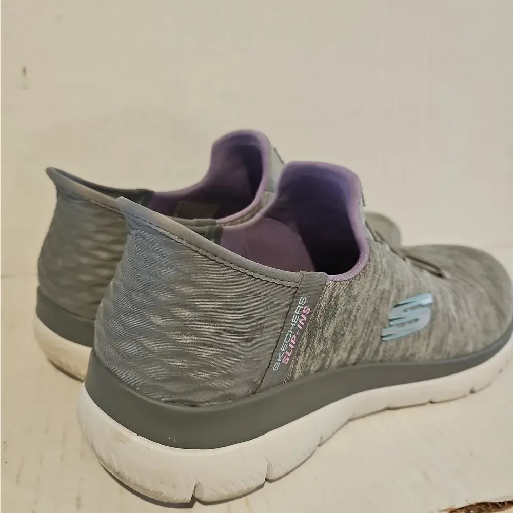 Skechers product pair